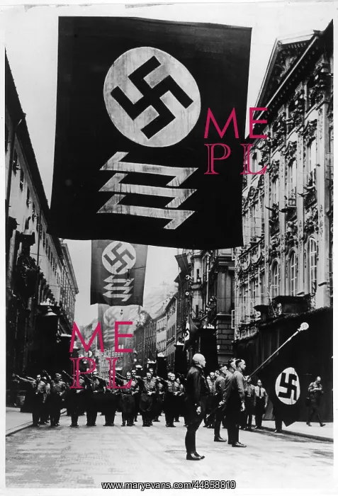 : HITLER / PUTSCH MARCH : HITLER / PUTSCH MARCH