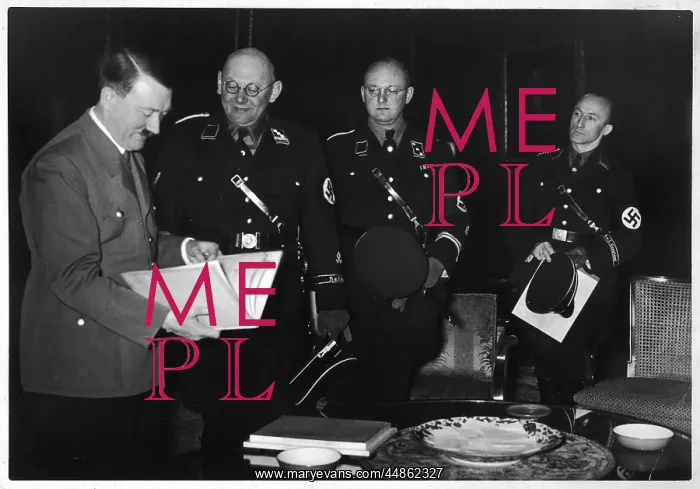 : HITLER / RECEPTION / 1937 : HITLER / RECEPTION / 1937
