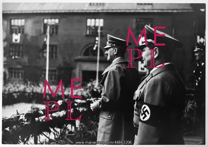 : HITLER / SPEAKS / MESSEHALLE : HITLER / SPEAKS / MESSEHALLE
