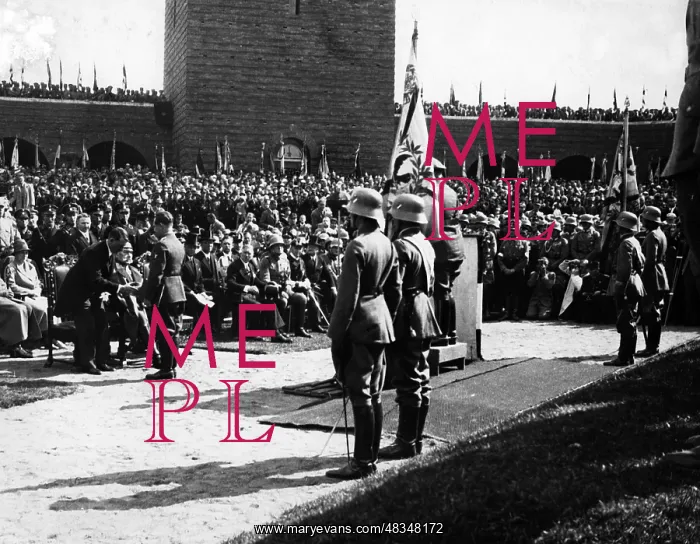 : Hitler with von Hindenburg, 1933 : Hitler with von Hindenburg, 1933