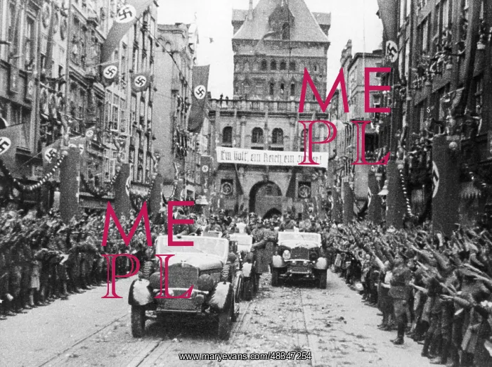 : Hitler is welcomed in Danzig, 1939 : Hitler is welcomed in Danzig, 1939