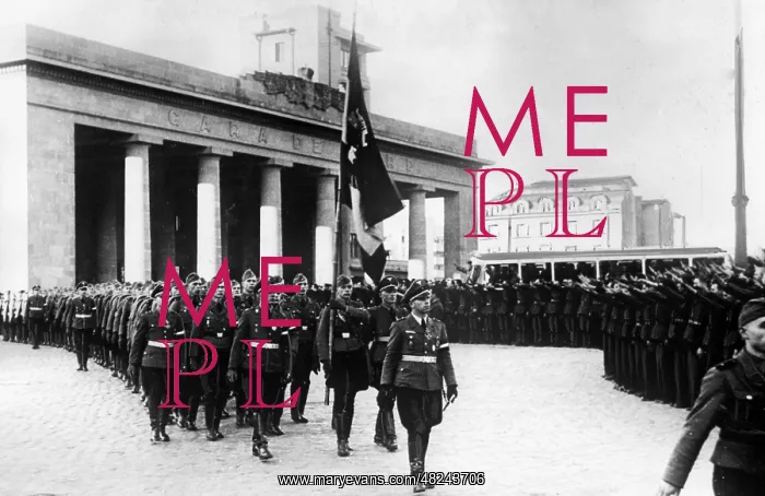 : Hitler Youth delegation in Bucharest, 1940 : Hitler Youth delegation in Bucharest, 1940