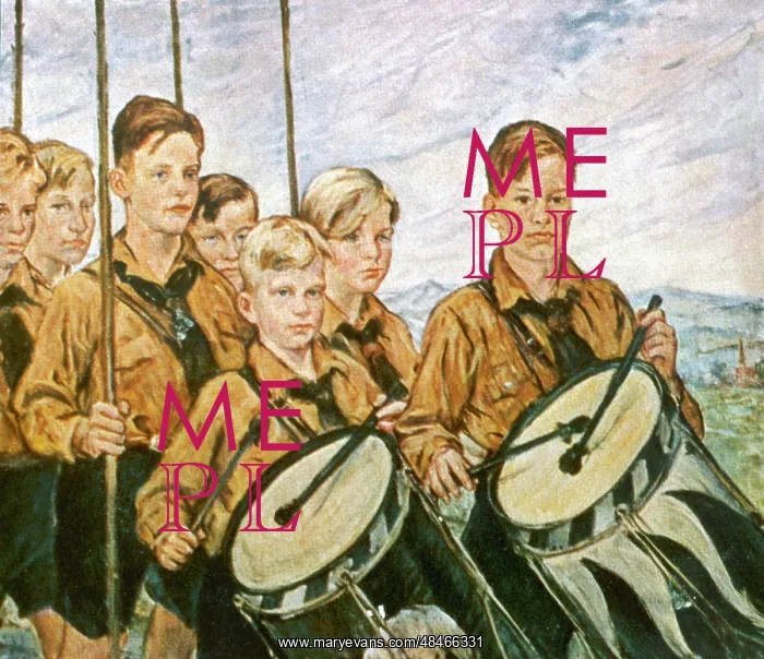 : HITLER YOUTH DRUMMERS : HITLER YOUTH DRUMMERS