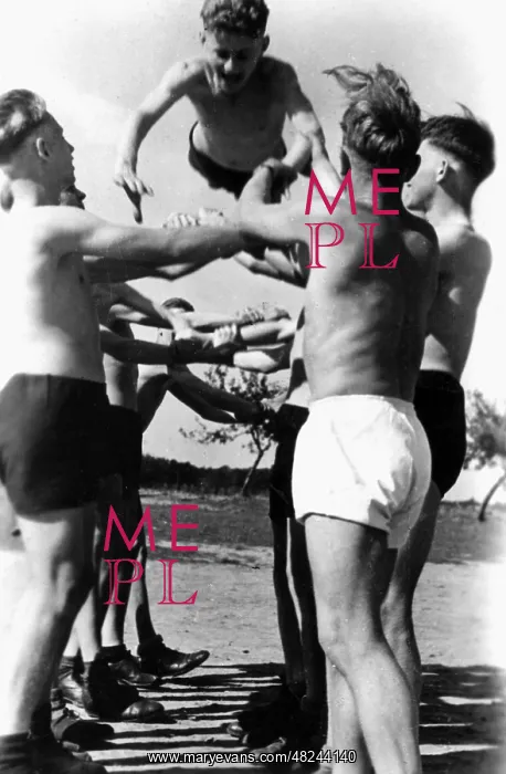 : HJ-members in the military training camp, 1944 : HJ-members in the military training camp, 1944