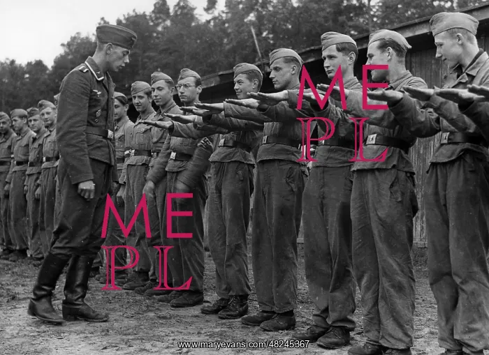 : HJ members at roll call, 1943 : HJ members at roll call, 1943