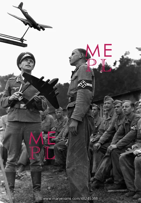 : HJ training in military training camp, 1943 : HJ training in military training camp, 1943