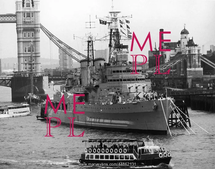 : H.M.S. BELFAST : H.M.S. BELFAST