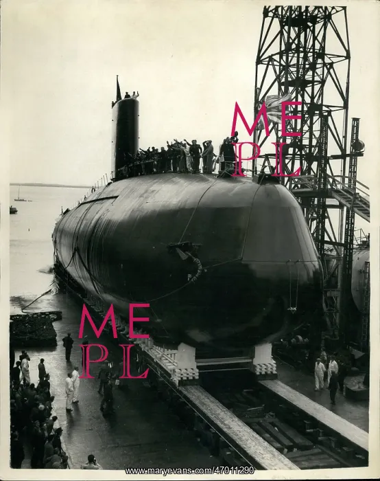  : HMS Dreadnought nuclear submarine