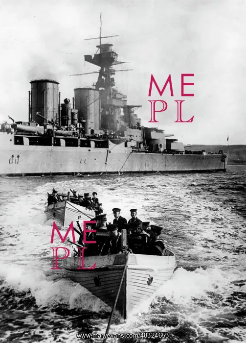  : HMS Hood, 1933