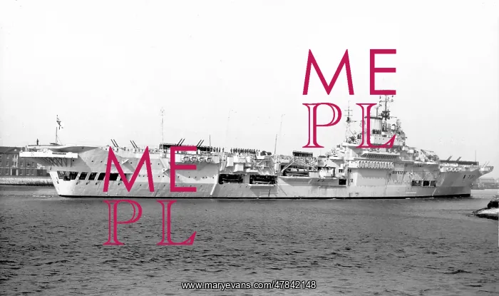 : HMS Indomitable 92 : HMS Indomitable 92