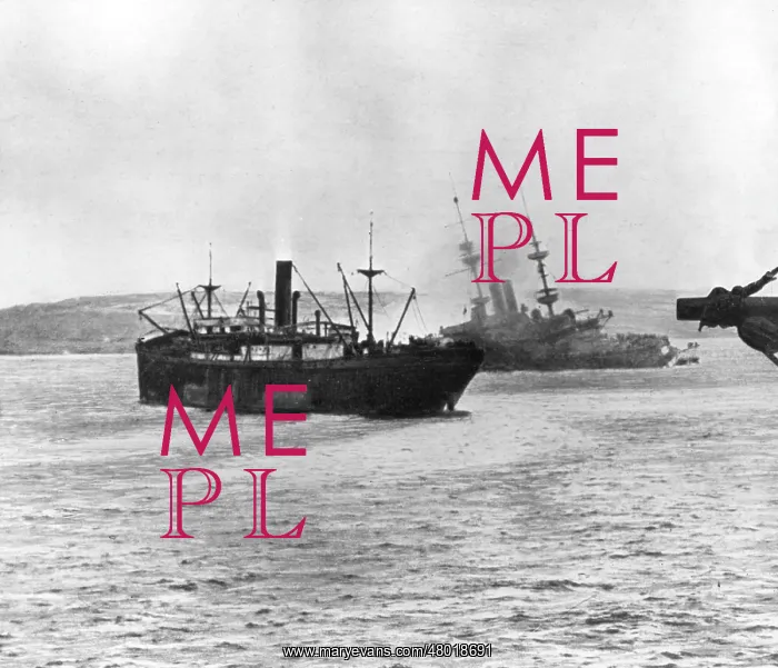 : HMS Majestic, British battleship, sinking, WW1 : HMS Majestic, British battleship, sinking, WW1