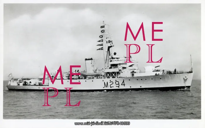 : H.M.S. Pincher - Algerine-Class Fleet Minesweeper : H.M.S. Pincher - Algerine-Class Fleet Minesweeper