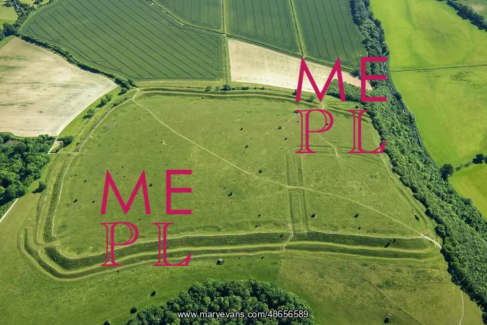 : Hod Hill Iron Age multivallate hillfort earthwork, Dorset : Hod Hill Iron Age multivallate hillfort earthwork, Dorset