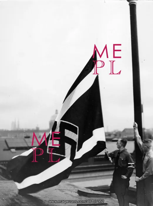 : Hoisting the flag of the National Socialist German Student : Hoisting the flag of the National Socialist German Student