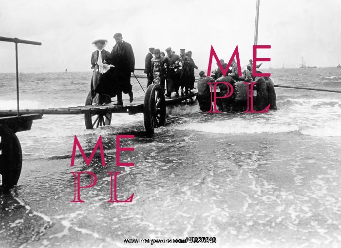 : Holiday guests are boating out, 1909 : Holiday guests are boating out, 1909