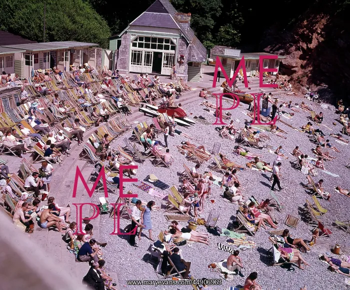  : Holidaymakers at Beacon Cove, Torquay, Devon