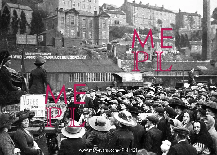  : Holmfirth, Crown Bottom, Suffragettes