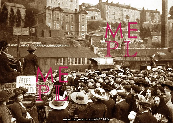  : Holmfirth, Crown Bottom, Suffragettes
