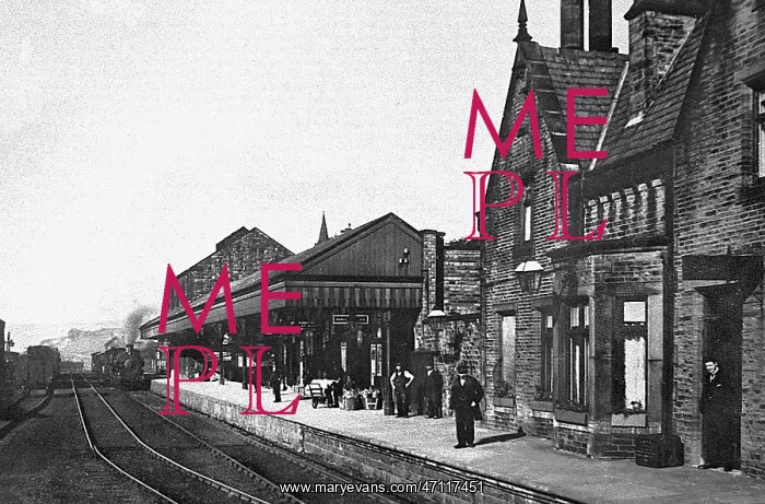  : Holmfirth Railway Station
