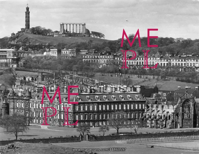 : HOLYROOD PALACE & ABBEY : HOLYROOD PALACE & ABBEY