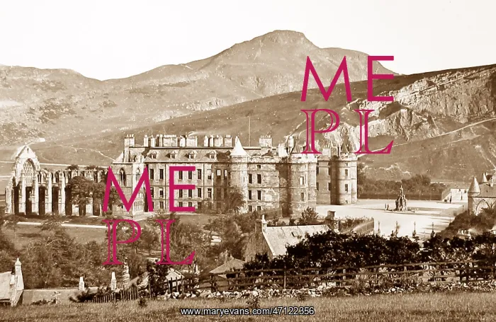  : Holyrood Palace, Edinburgh