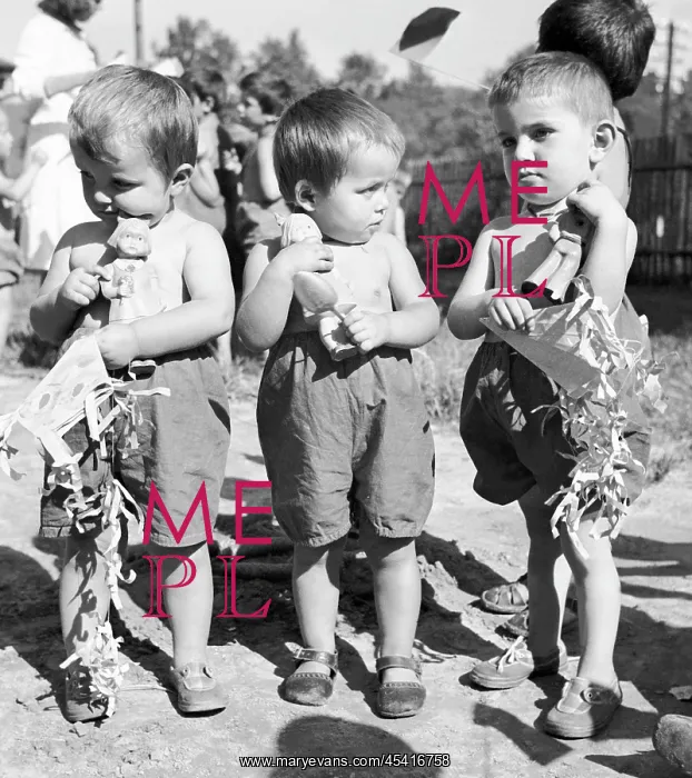 : Home for Greek children : Home for Greek children