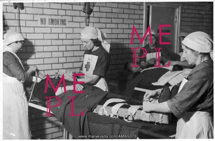 : HOME SERVICE NURSES : HOME SERVICE NURSES