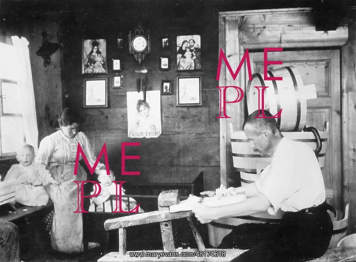 : Home workers during the production of handmade paper, 1907 : Home workers during the production of handmade paper, 1907