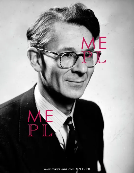 : The Hon F. E. Cumming -Bru : The Hon F. E. Cumming -Bru