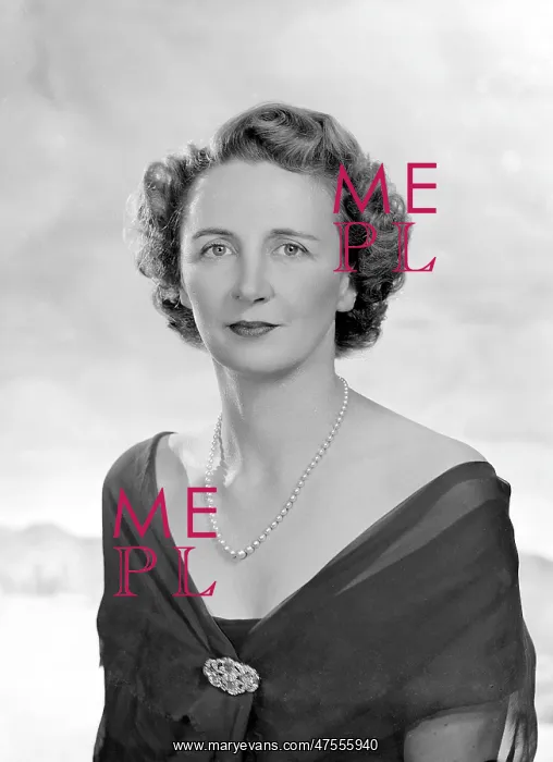  : Hon. Mrs Leslie