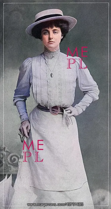 : The Hon. Mrs Mitford : The Hon. Mrs Mitford