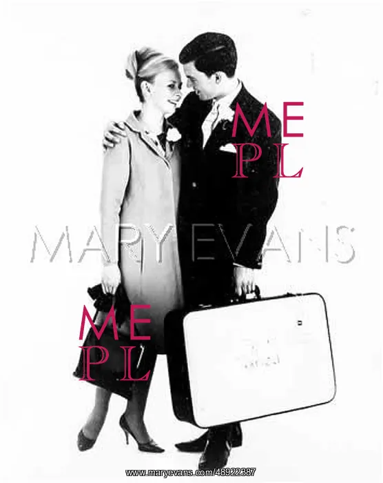 : HONEYMOONING COUPLE : HONEYMOONING COUPLE