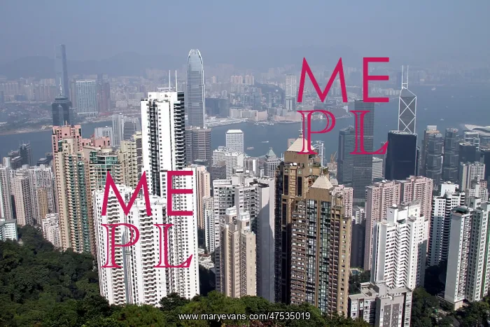  : Hong Kong skyline and Kowloon from The Peak in Hong Kong, China