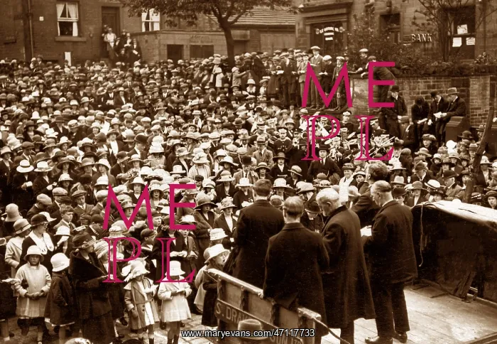  : Honley, Whit Monday 1923