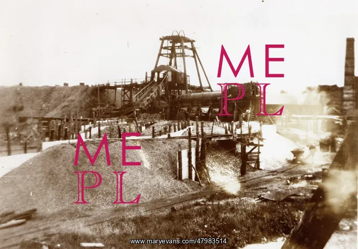 : Hook Colliery, Pembrokeshire, South Wales : Hook Colliery, Pembrokeshire, South Wales