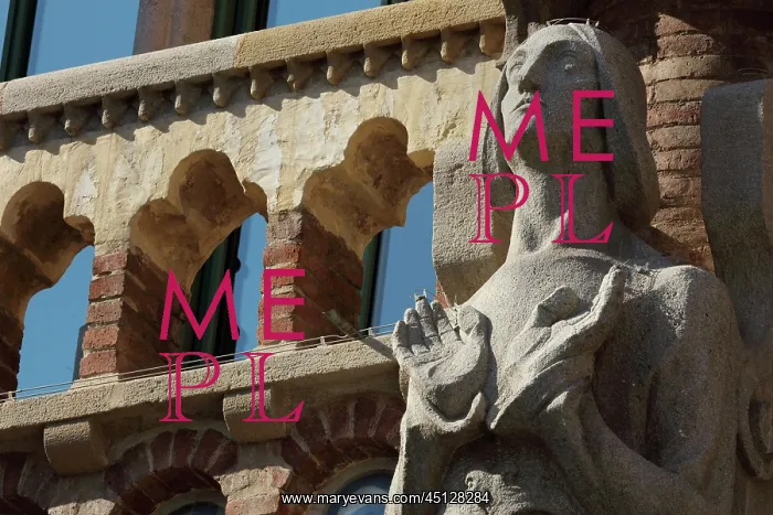 : Hope statue, Administration Pavilion, Hospital : Hope statue, Administration Pavilion, Hospital