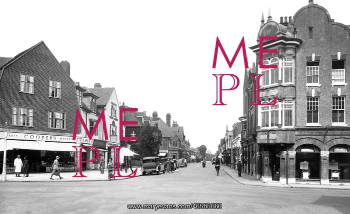  : Horley, Station Road 1935
