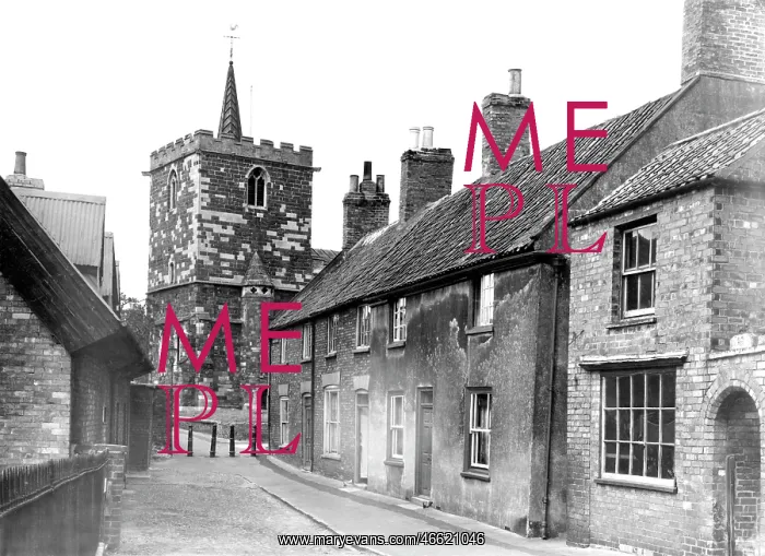  : Horncastle, St Mary's Square c1955