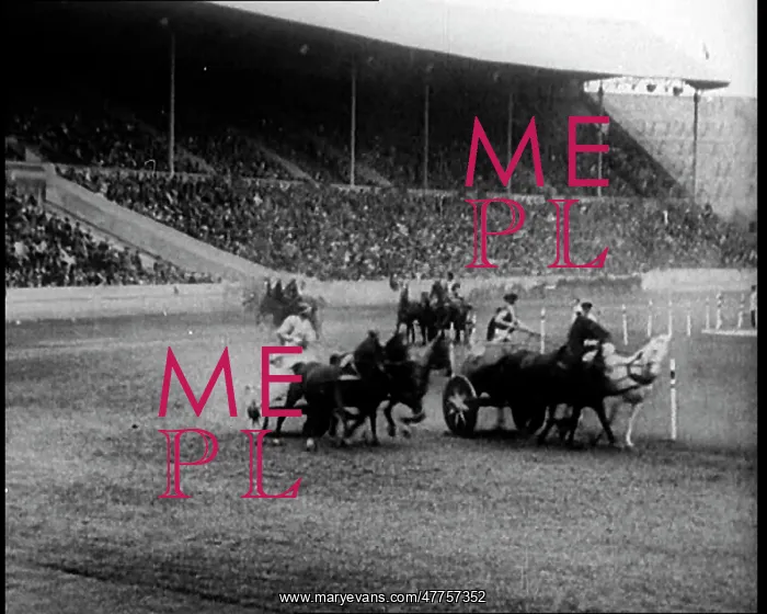  : Three Horse Chariots Racing Around a Circuit