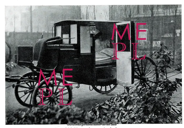  : Horse-drawn ambulance