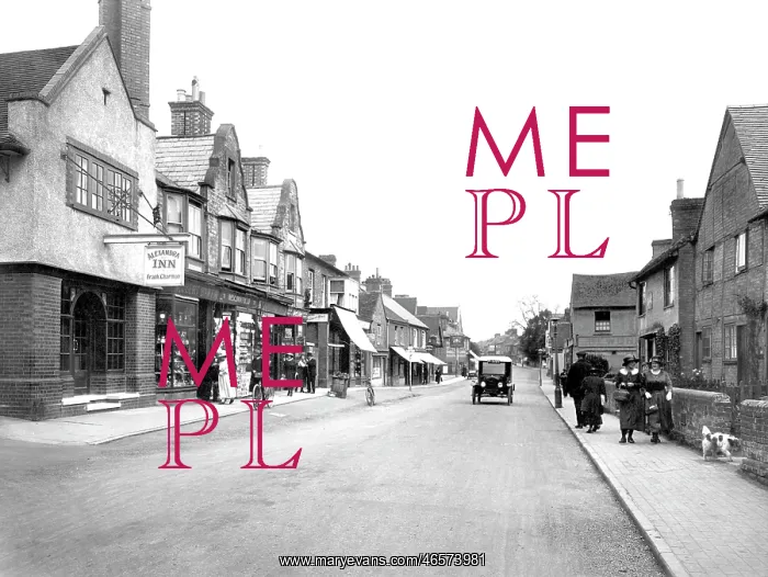  : Horsham, Queen Street 1924