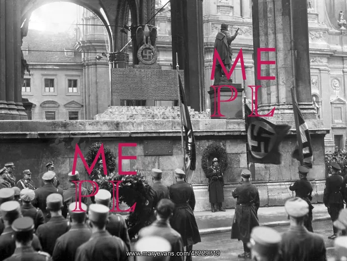 : Horst Wessel memorial in Munich, 1935 : Horst Wessel memorial in Munich, 1935