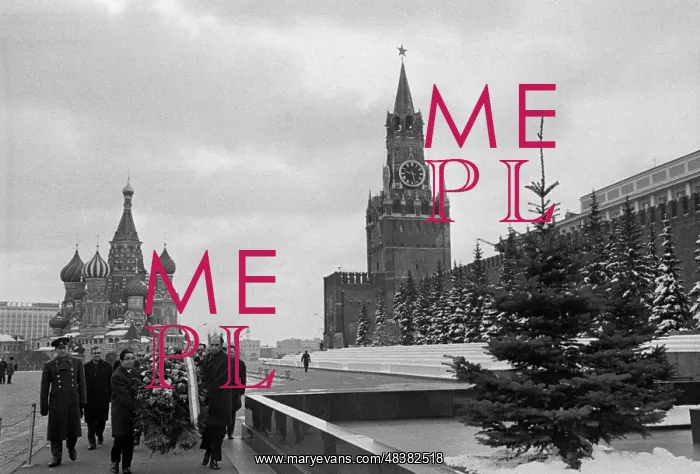 : Hossein Kazemzadeh visits USSR : Hossein Kazemzadeh visits USSR