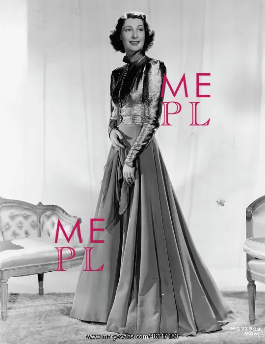 : A hostess gown designed by Dolly Tree, for Ilka Chase : A hostess gown designed by Dolly Tree, for Ilka Chase