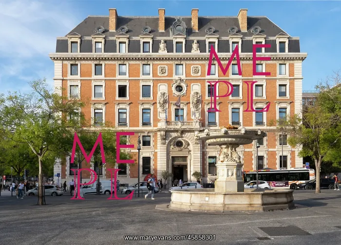 : Hotel de Direction, Docks, Marseilles, Provence, France : Hotel de Direction, Docks, Marseilles, Provence, France