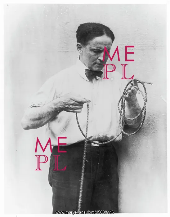 : HOUDINI AND ROPE C1920 : HOUDINI AND ROPE C1920