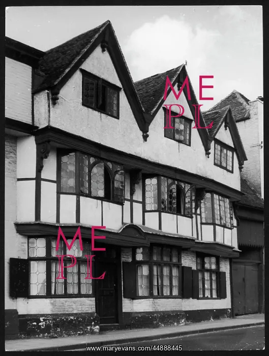 : HOUSE OF AGNES : HOUSE OF AGNES