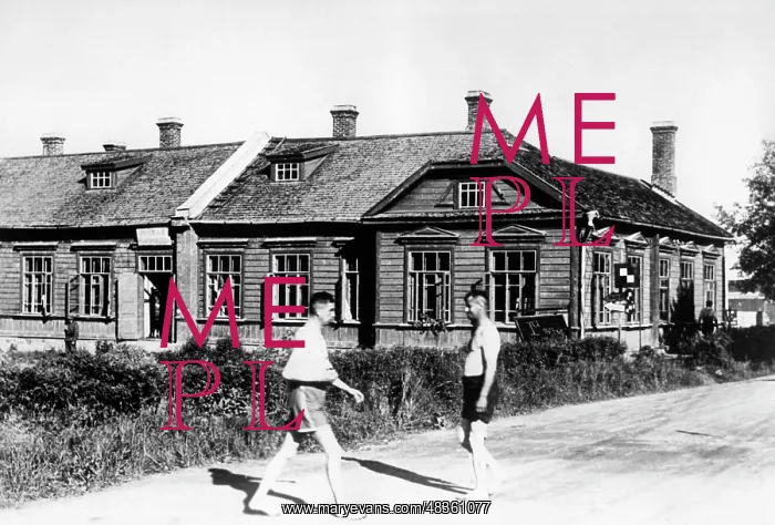 : House occupied by the Wehrmacht on the eastern front, 1941 : House occupied by the Wehrmacht on the eastern front, 1941
