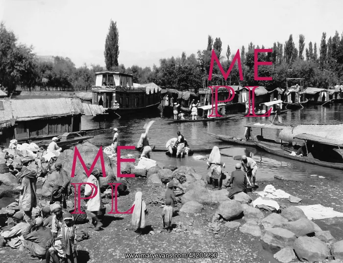 : Houseboats at Srinagar : Houseboats at Srinagar