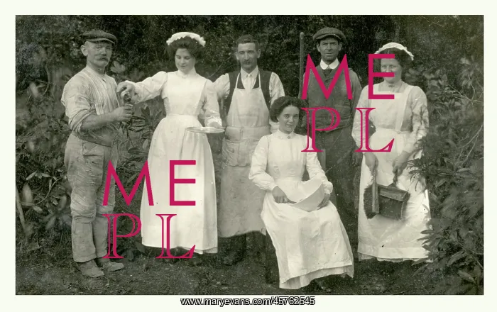 : Household Staff - Upper Middle Class : Household Staff - Upper Middle Class